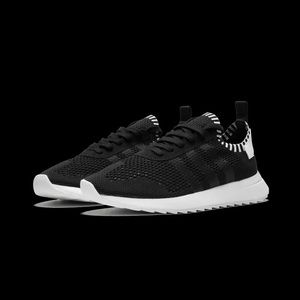 BNWT Adidas FLB Women - Black